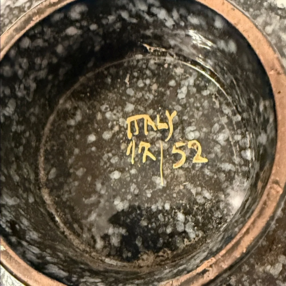 Italy 8” console